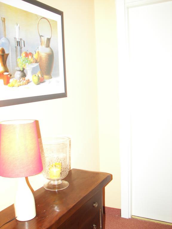 Albergo Sangrila Lanzo Torinese Rum bild