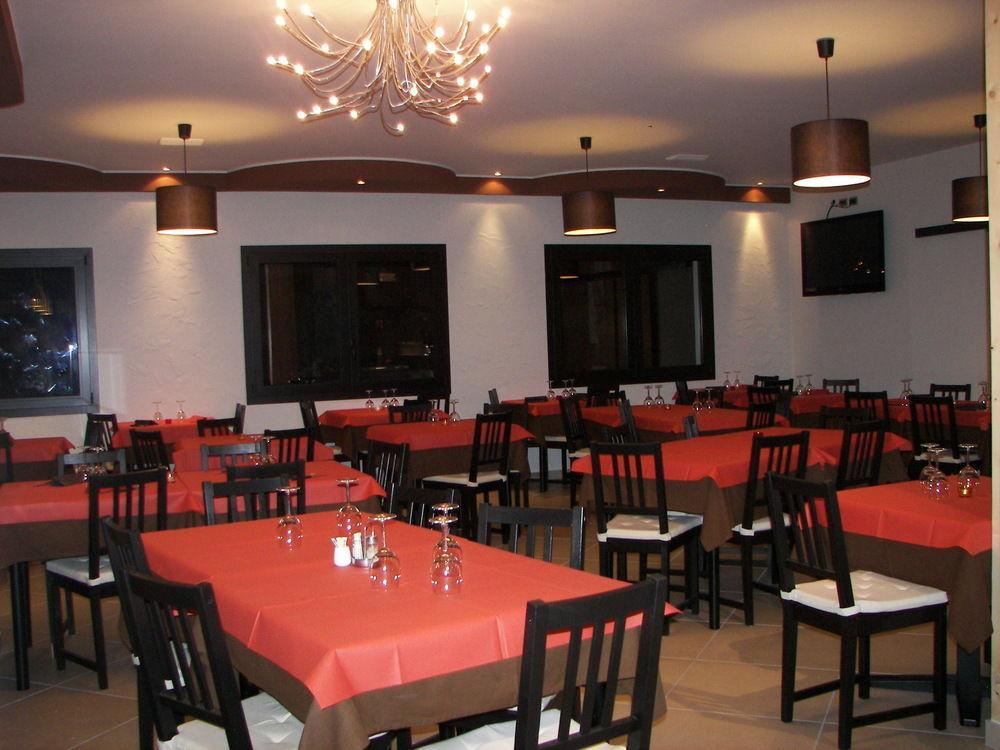 Albergo Sangrila Lanzo Torinese Exteriör bild