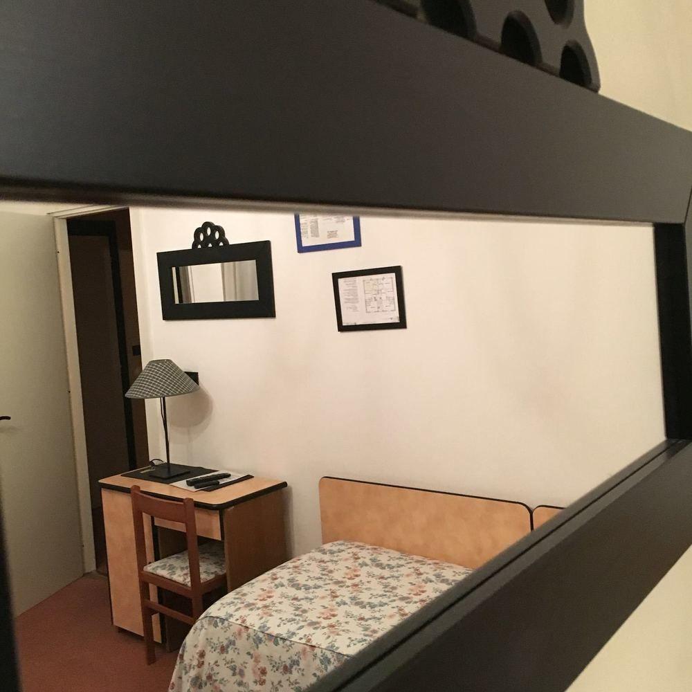 Albergo Sangrila Lanzo Torinese Exteriör bild